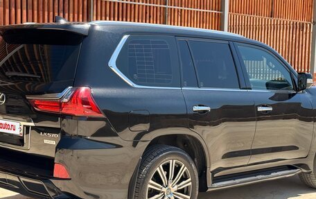 Lexus LX III, 2018 год, 8 000 000 рублей, 5 фотография