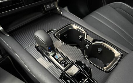 Lexus RX IV рестайлинг, 2023 год, 9 990 000 рублей, 28 фотография