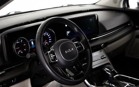 KIA Carnival, 2022 год, 3 799 000 рублей, 24 фотография