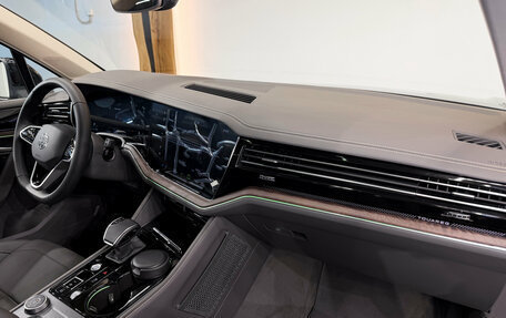Volkswagen Touareg III, 2025 год, 8 045 000 рублей, 17 фотография
