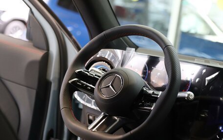 Mercedes-Benz GLB, 2026 год, 8 000 000 рублей, 15 фотография