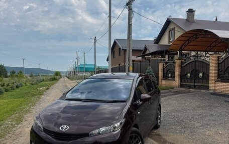 Toyota Wish II, 2010 год, 1 350 000 рублей, 1 фотография
