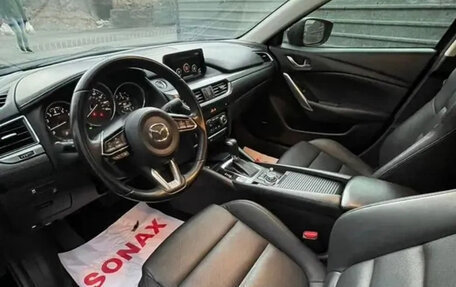 Mazda 6, 2017 год, 1 600 000 рублей, 4 фотография