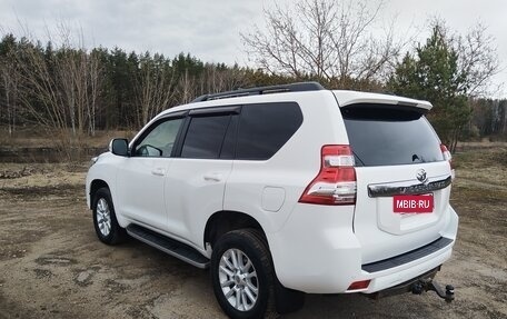 Toyota Land Cruiser Prado 150 рестайлинг 2, 2016 год, 3 200 000 рублей, 4 фотография
