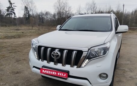 Toyota Land Cruiser Prado 150 рестайлинг 2, 2016 год, 3 200 000 рублей, 3 фотография