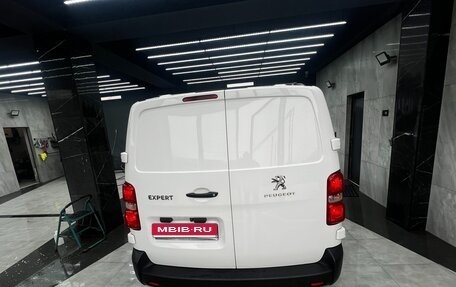Peugeot Expert, 2022 год, 2 200 000 рублей, 5 фотография