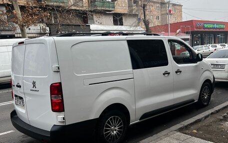 Peugeot Expert, 2022 год, 2 200 000 рублей, 18 фотография