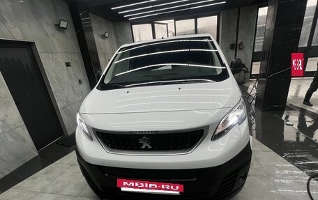 Peugeot Expert, 2022 год, 2 200 000 рублей, 3 фотография