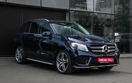 Mercedes-Benz GLE, 2016 год, 4 350 000 рублей, 3 фотография