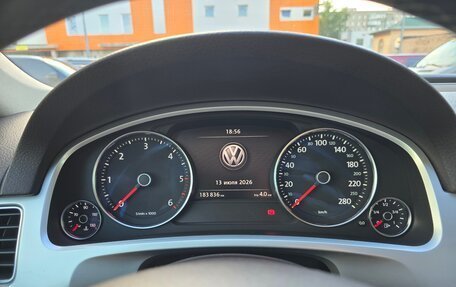 Volkswagen Touareg III, 2018 год, 3 790 000 рублей, 10 фотография