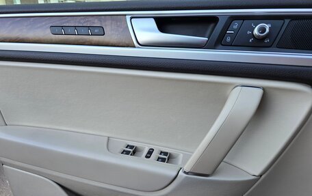 Volkswagen Touareg III, 2018 год, 3 790 000 рублей, 15 фотография