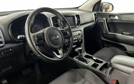 KIA Sportage IV рестайлинг, 2016 год, 2 350 000 рублей, 10 фотография