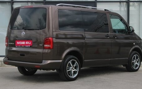 Volkswagen Caravelle T5, 2012 год, 1 880 000 рублей, 6 фотография
