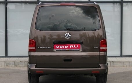 Volkswagen Caravelle T5, 2012 год, 1 880 000 рублей, 8 фотография