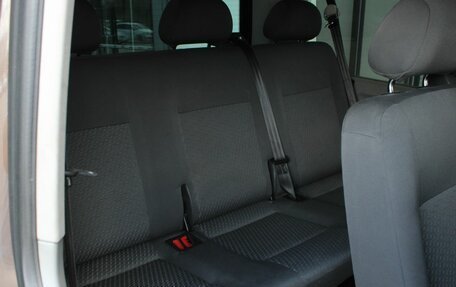 Volkswagen Caravelle T5, 2012 год, 1 880 000 рублей, 26 фотография