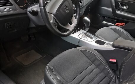 Renault Laguna III рестайлинг, 2008 год, 600 000 рублей, 7 фотография