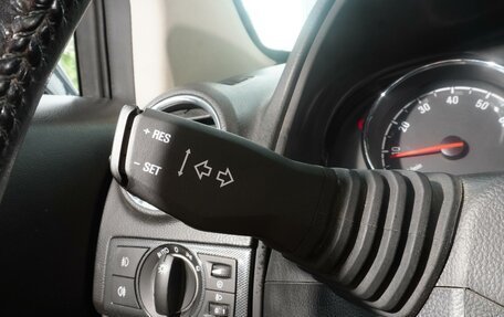 Opel Antara I, 2014 год, 1 048 000 рублей, 13 фотография