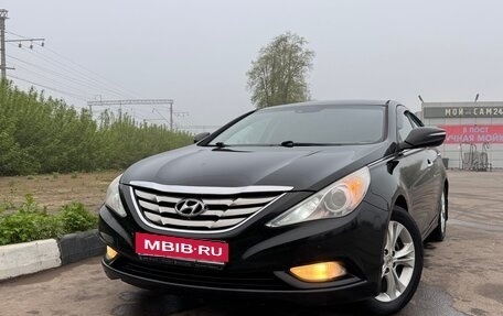 Hyundai Sonata VI, 2012 год, 720 000 рублей, 1 фотография