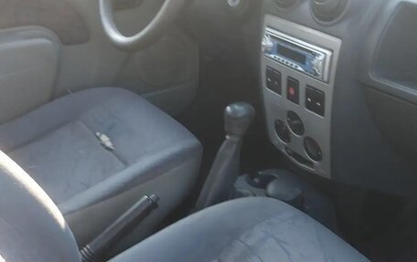 Renault Logan I, 2006 год, 300 000 рублей, 8 фотография