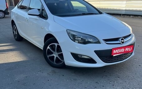 Opel Astra J, 2014 год, 735 000 рублей, 5 фотография