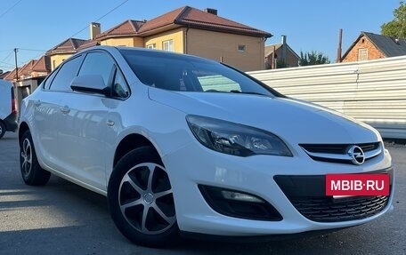 Opel Astra J, 2014 год, 735 000 рублей, 4 фотография