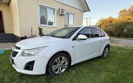 Chevrolet Cruze II, 2013 год, 600 000 рублей, 3 фотография