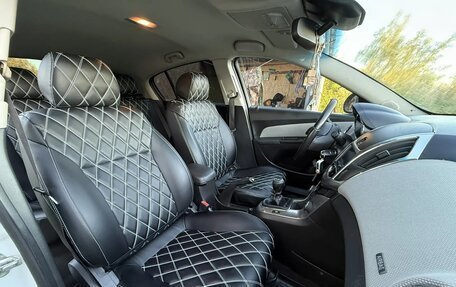 Chevrolet Cruze II, 2013 год, 600 000 рублей, 6 фотография