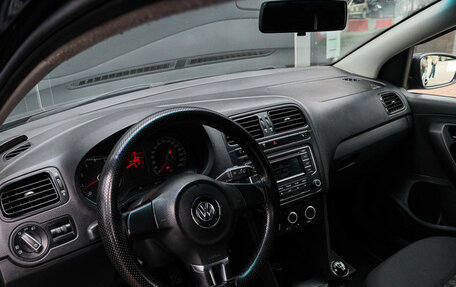 Volkswagen Polo VI (EU Market), 2012 год, 550 000 рублей, 13 фотография