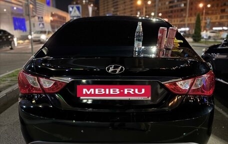 Hyundai Sonata VI, 2012 год, 720 000 рублей, 3 фотография