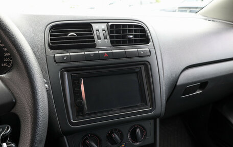 Volkswagen Polo VI (EU Market), 2014 год, 897 000 рублей, 19 фотография