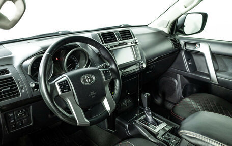 Toyota Land Cruiser Prado 150 рестайлинг 2, 2013 год, 2 799 777 рублей, 12 фотография
