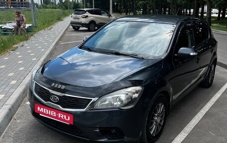 KIA cee'd I рестайлинг, 2012 год, 690 000 рублей, 2 фотография