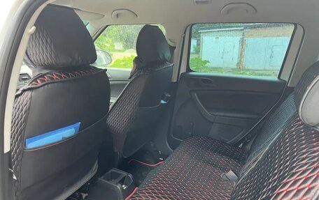 Skoda Yeti I рестайлинг, 2017 год, 1 600 000 рублей, 8 фотография