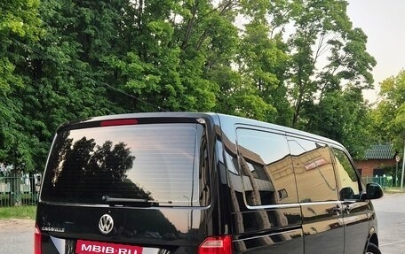 Volkswagen Caravelle T6 рестайлинг, 2018 год, 2 950 000 рублей, 6 фотография