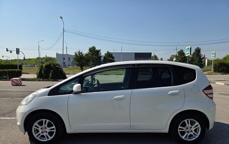 Honda Fit III, 2010 год, 650 000 рублей, 4 фотография