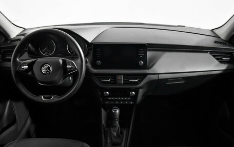 Skoda Rapid II, 2021 год, 1 699 000 рублей, 15 фотография