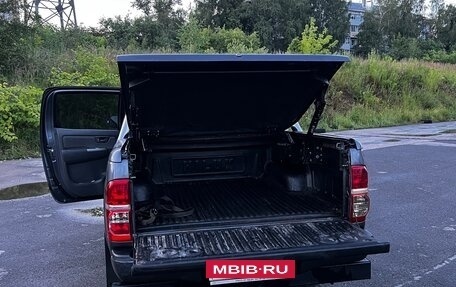 Toyota Hilux VII, 2013 год, 1 800 000 рублей, 7 фотография