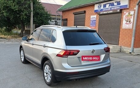 Volkswagen Tiguan II, 2018 год, 3 050 000 рублей, 7 фотография