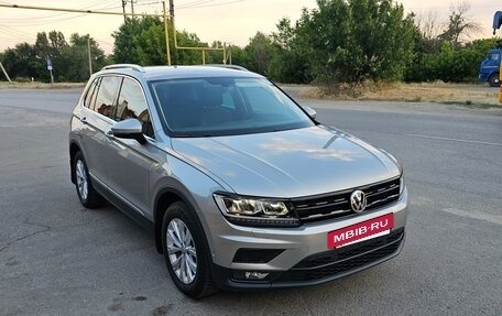 Volkswagen Tiguan II, 2018 год, 3 050 000 рублей, 12 фотография