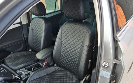 Volkswagen Tiguan II, 2018 год, 3 050 000 рублей, 32 фотография