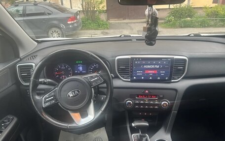 KIA Sportage IV рестайлинг, 2022 год, 2 350 000 рублей, 9 фотография