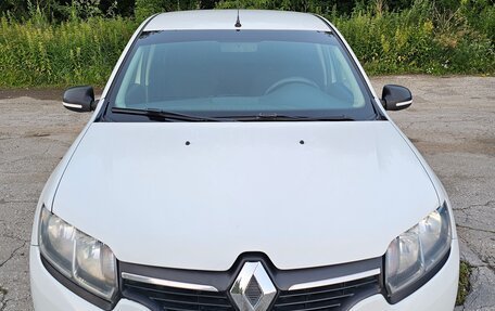 Renault Logan II, 2016 год, 957 000 рублей, 7 фотография