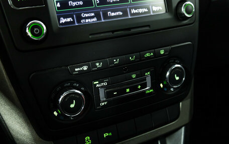 Skoda Yeti I рестайлинг, 2014 год, 1 099 700 рублей, 17 фотография