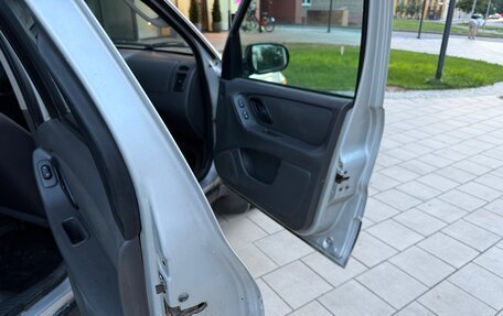 Ford Escape II, 2005 год, 370 000 рублей, 27 фотография