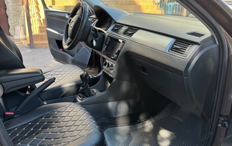 Skoda Rapid I, 2018 год, 1 120 000 рублей, 5 фотография