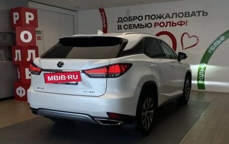 Lexus RX IV рестайлинг, 2021 год, 5 500 000 рублей, 6 фотография