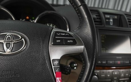 Toyota Highlander III, 2010 год, 1 884 579 рублей, 21 фотография