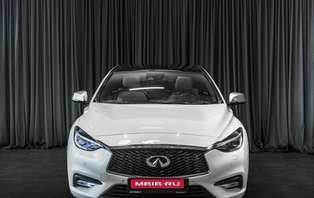 Infiniti Q30, 2017 год, 3 200 000 рублей, 3 фотография