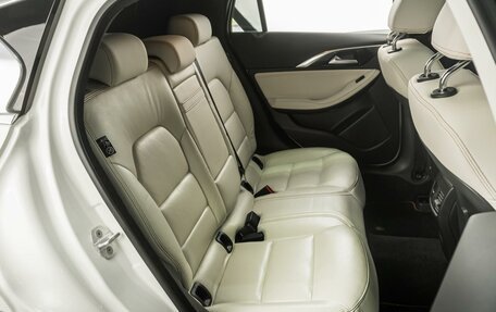 Infiniti Q30, 2017 год, 3 200 000 рублей, 13 фотография