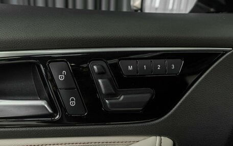 Infiniti Q30, 2017 год, 3 200 000 рублей, 28 фотография